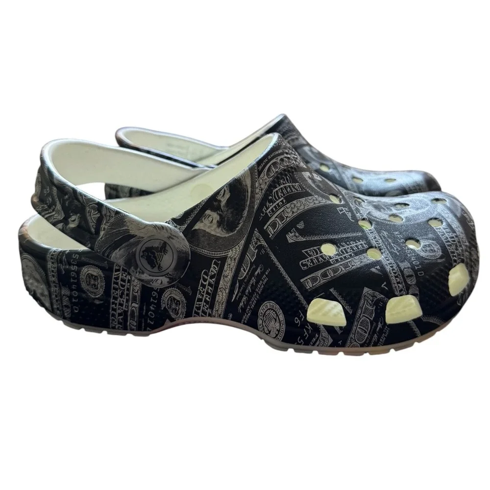 Crocs Classic Glow Money Clog K Kids J1 Black White $100 Bill 211592-3VN New